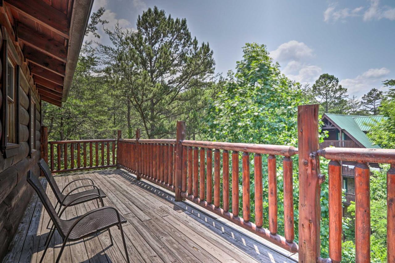 Pigeon Forge Getaway With Covered Patio And Hot Tub! Exterior foto