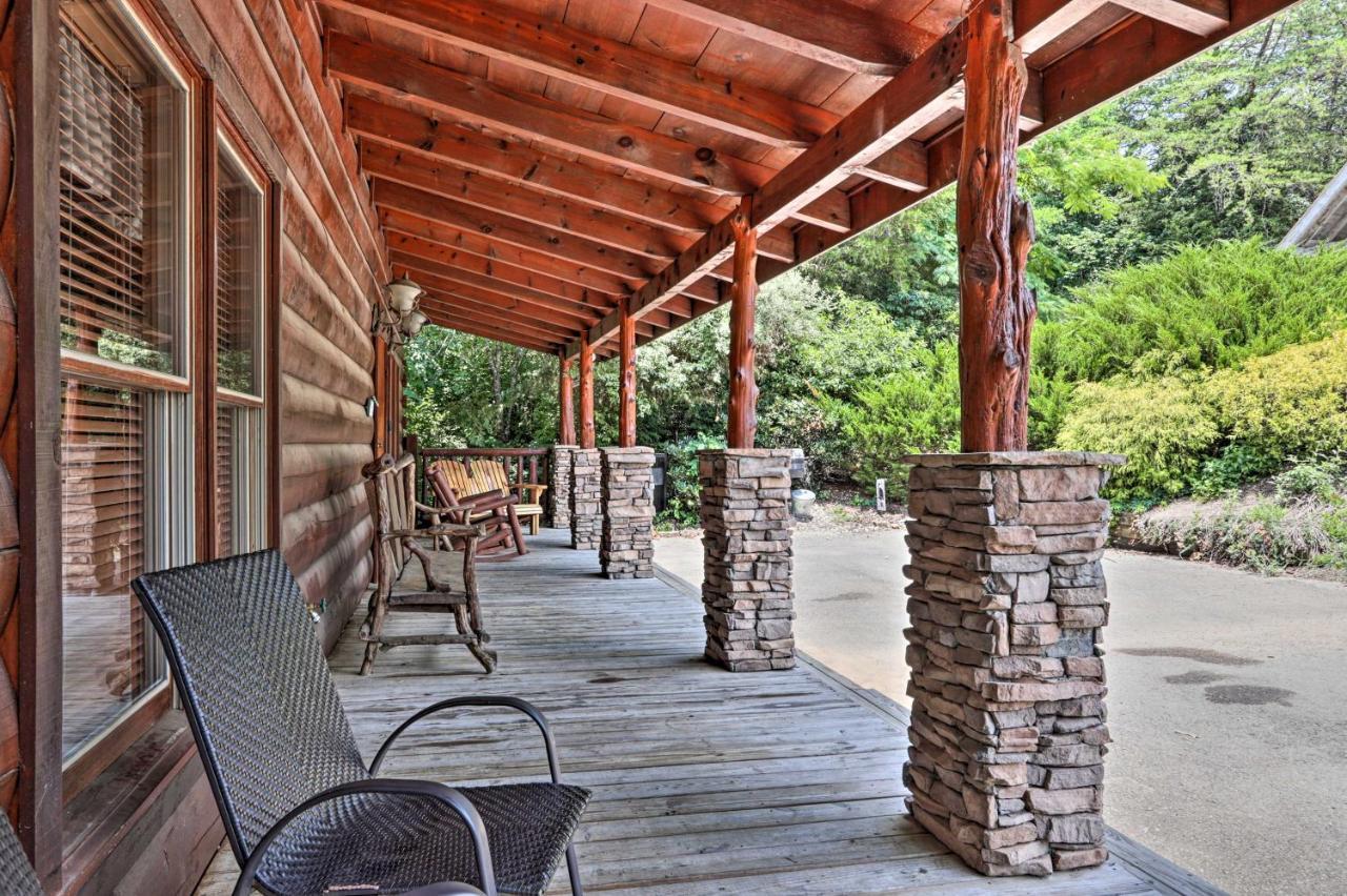 Pigeon Forge Getaway With Covered Patio And Hot Tub! Exterior foto