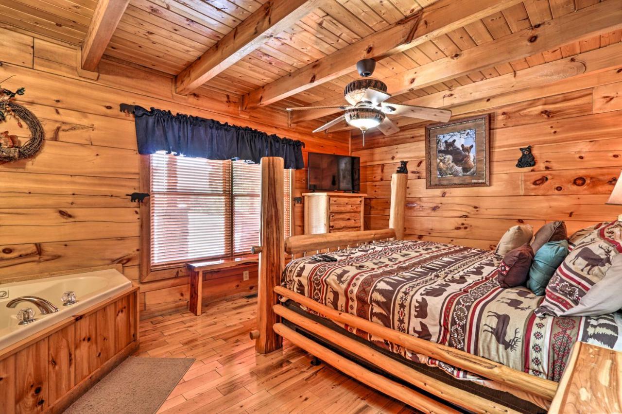 Pigeon Forge Getaway With Covered Patio And Hot Tub! Exterior foto
